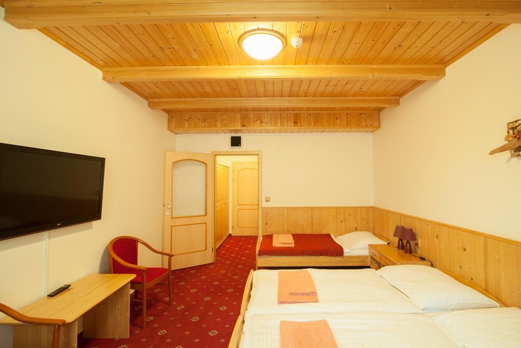 Sport-V-Hotel Hrotovice Rom bilde